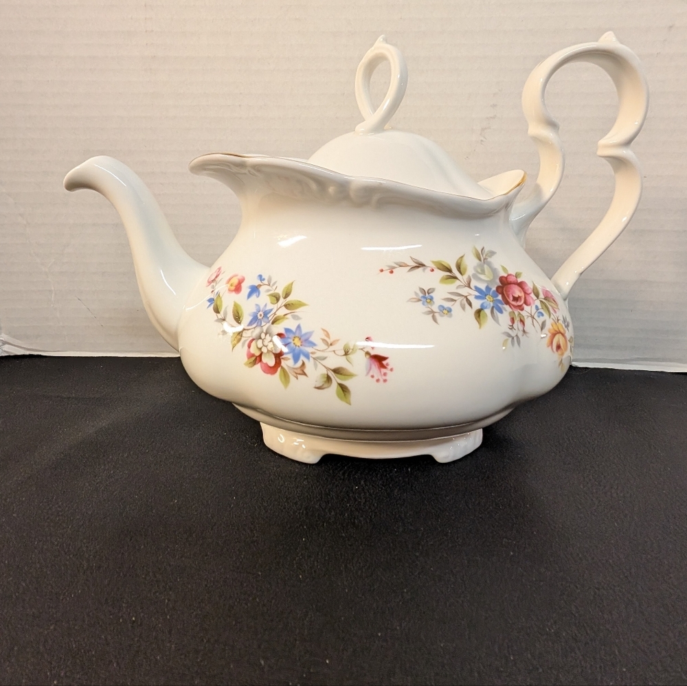 Vintage Royal Kent "Derby Posies" English Bone China 6 Cup Teapot &  Lid